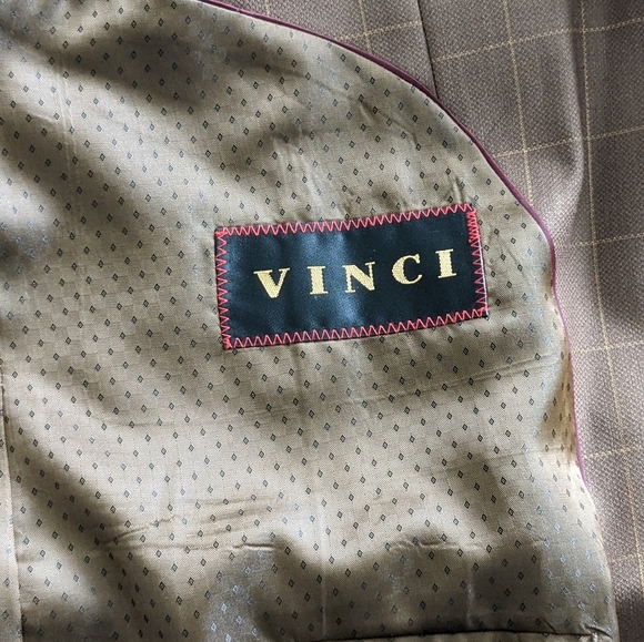 Vinci Brown Suit, size 48L - Picture 3 of 4